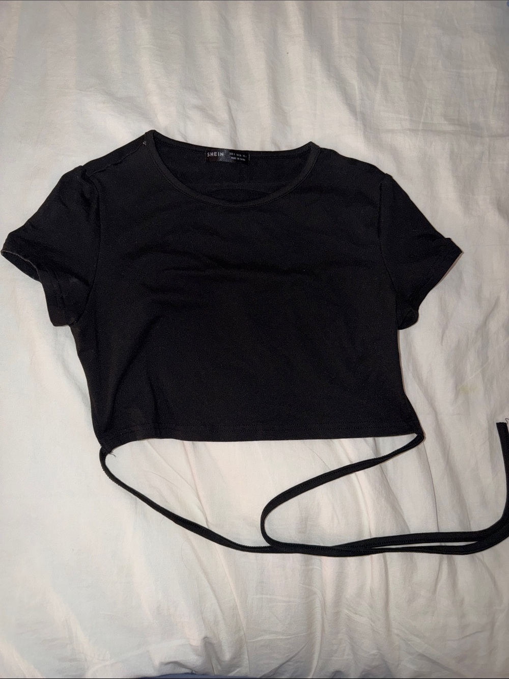 SHEIN Black Cropped Tie-Waist Tee